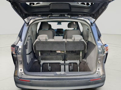 2024 Toyota Sienna LE 8-Passenger