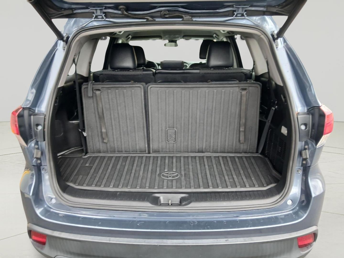 2017 Toyota HIGHLANDER SUV