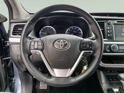 2017 Toyota HIGHLANDER SUV