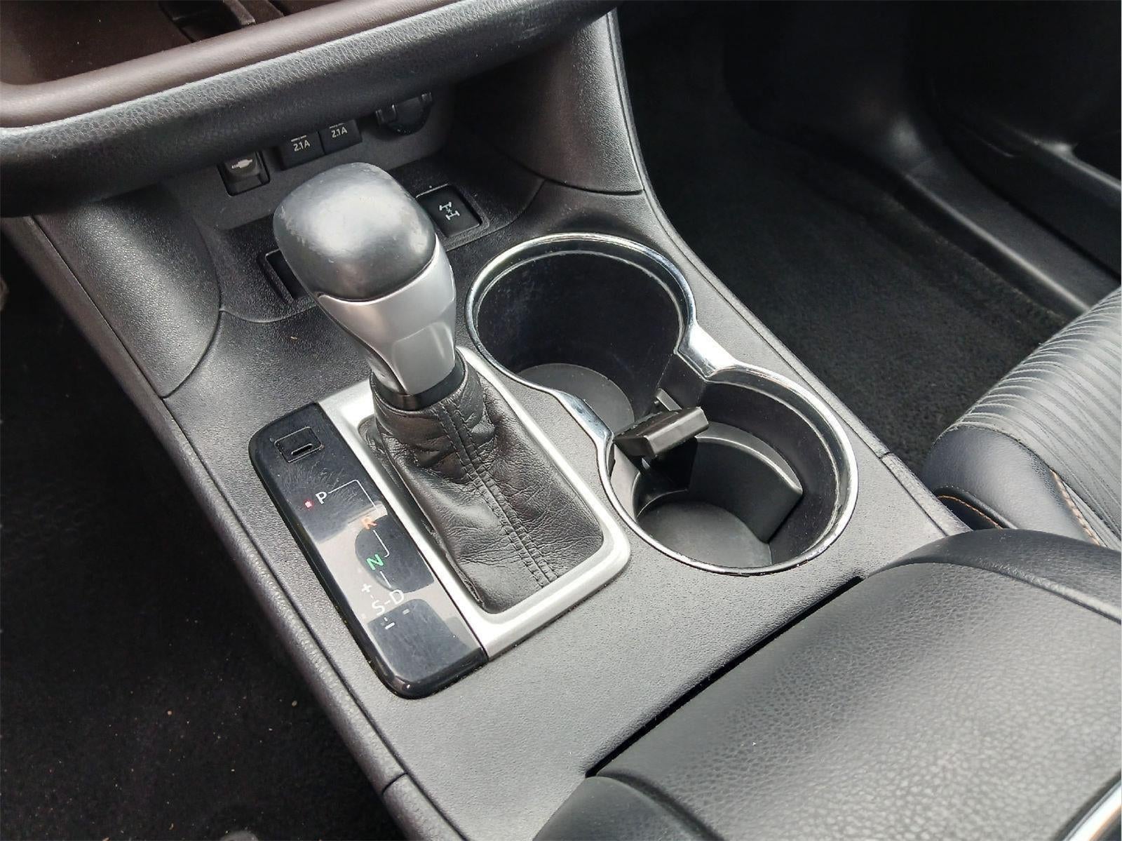 2017 Toyota HIGHLANDER SUV