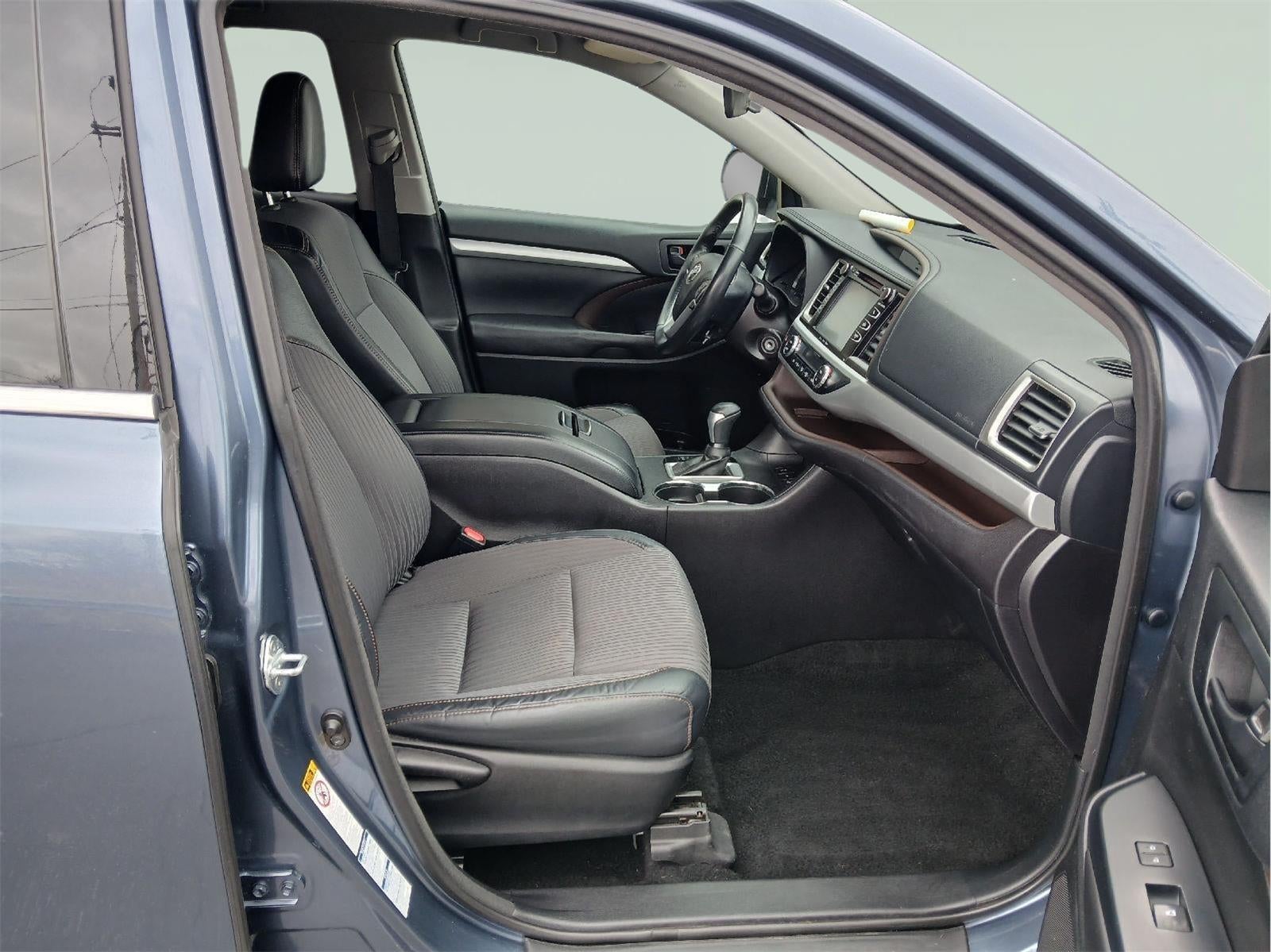 2017 Toyota HIGHLANDER SUV