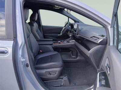 2025 Toyota Sienna Woodland Edition