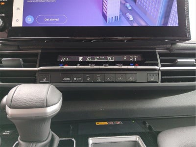 2025 Toyota SIENNA XSE AWD XSE