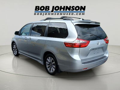 2020 Toyota Sienna XLE 7-Passenger