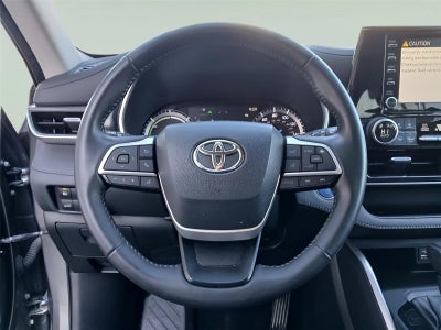 2022 Toyota HIGHLANDER HYBRD XLE