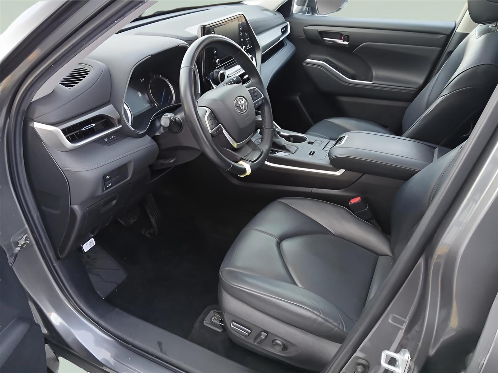 2022 Toyota HIGHLANDER HYBRD XLE