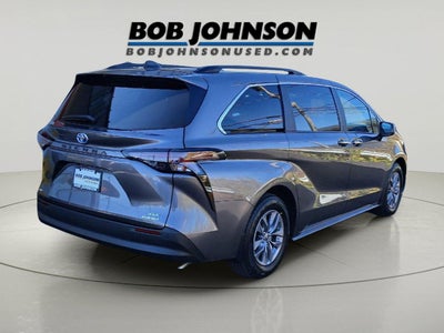 2024 Toyota Sienna XLE 7-Passenger