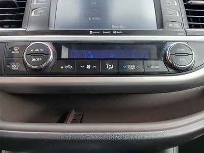 2018 Toyota HIGHLANDER XLE