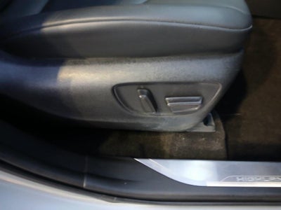 2023 Toyota HIGHLANDER HYBRD XLE