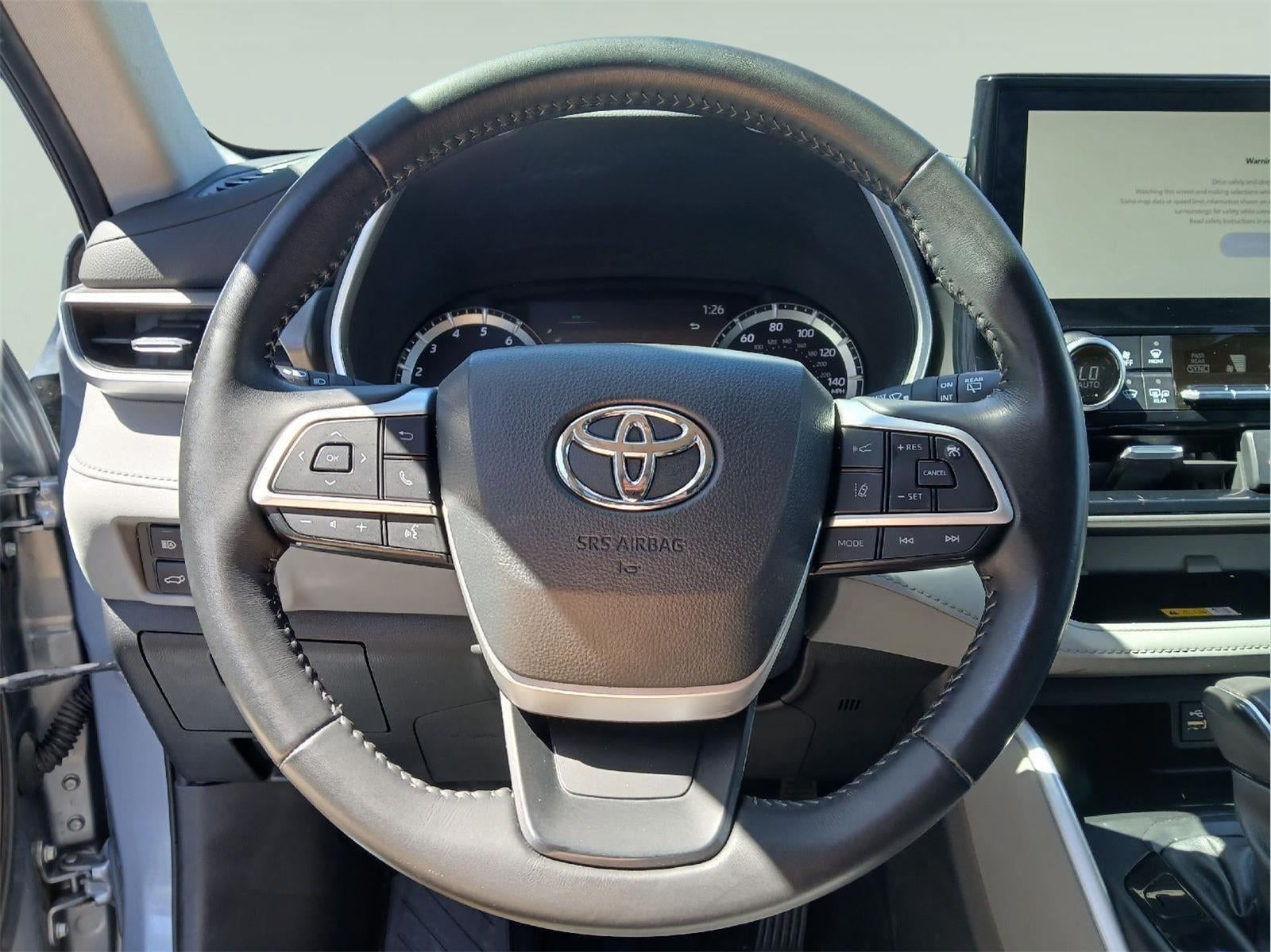 2023 Toyota HIGHLANDER XLE