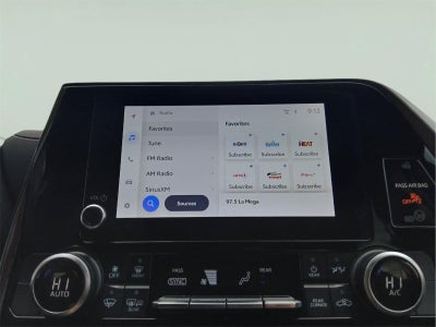 2023 Toyota HIGHLANDER LE