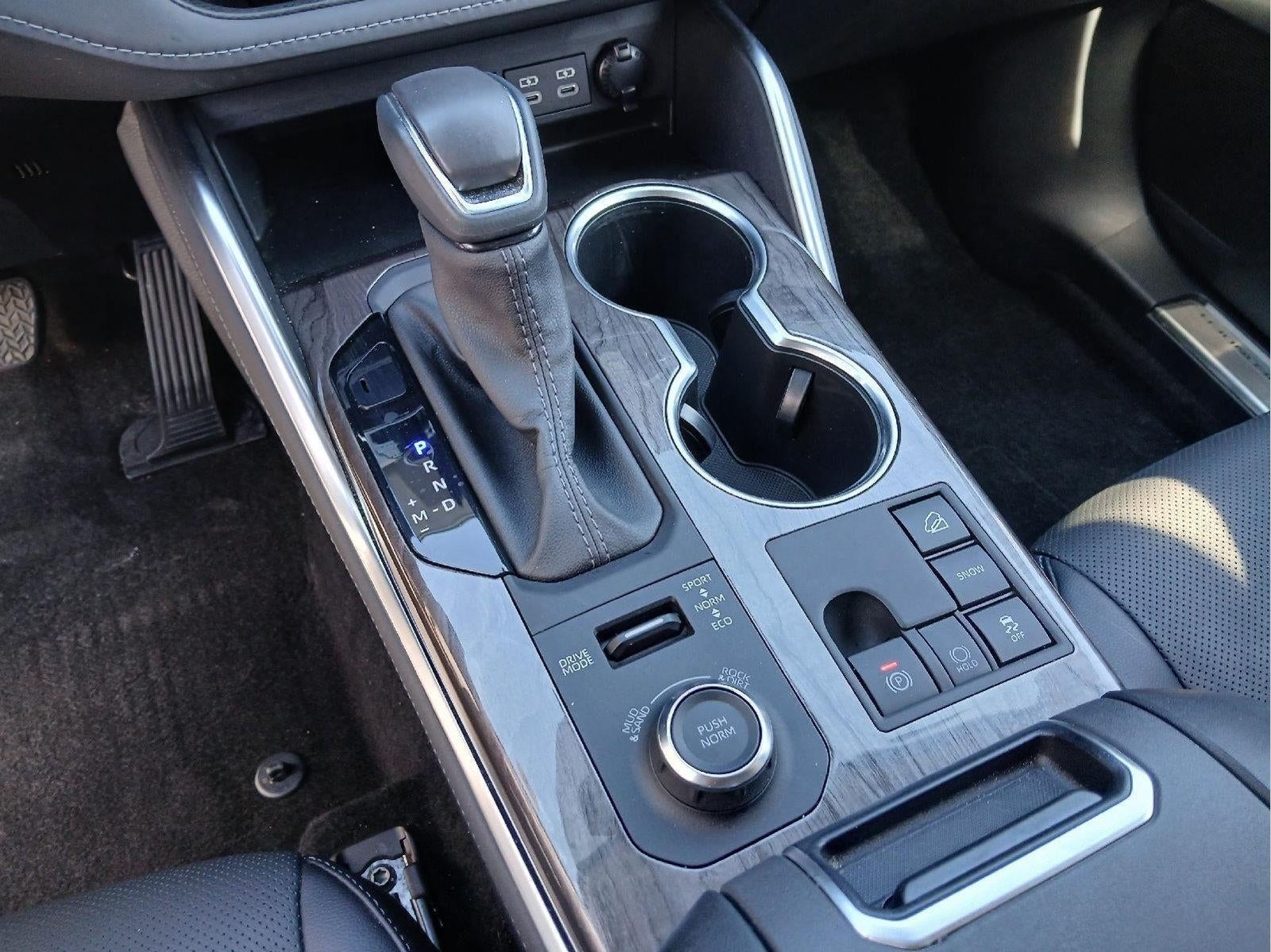 2025 Toyota Highlander Platinum