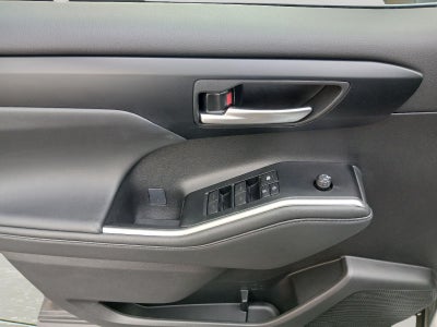 2025 Toyota Highlander XLE
