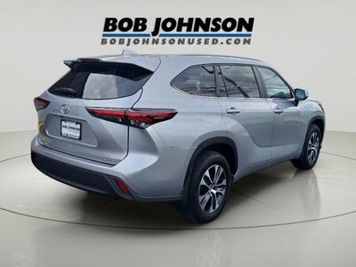 2025 Toyota Highlander XLE
