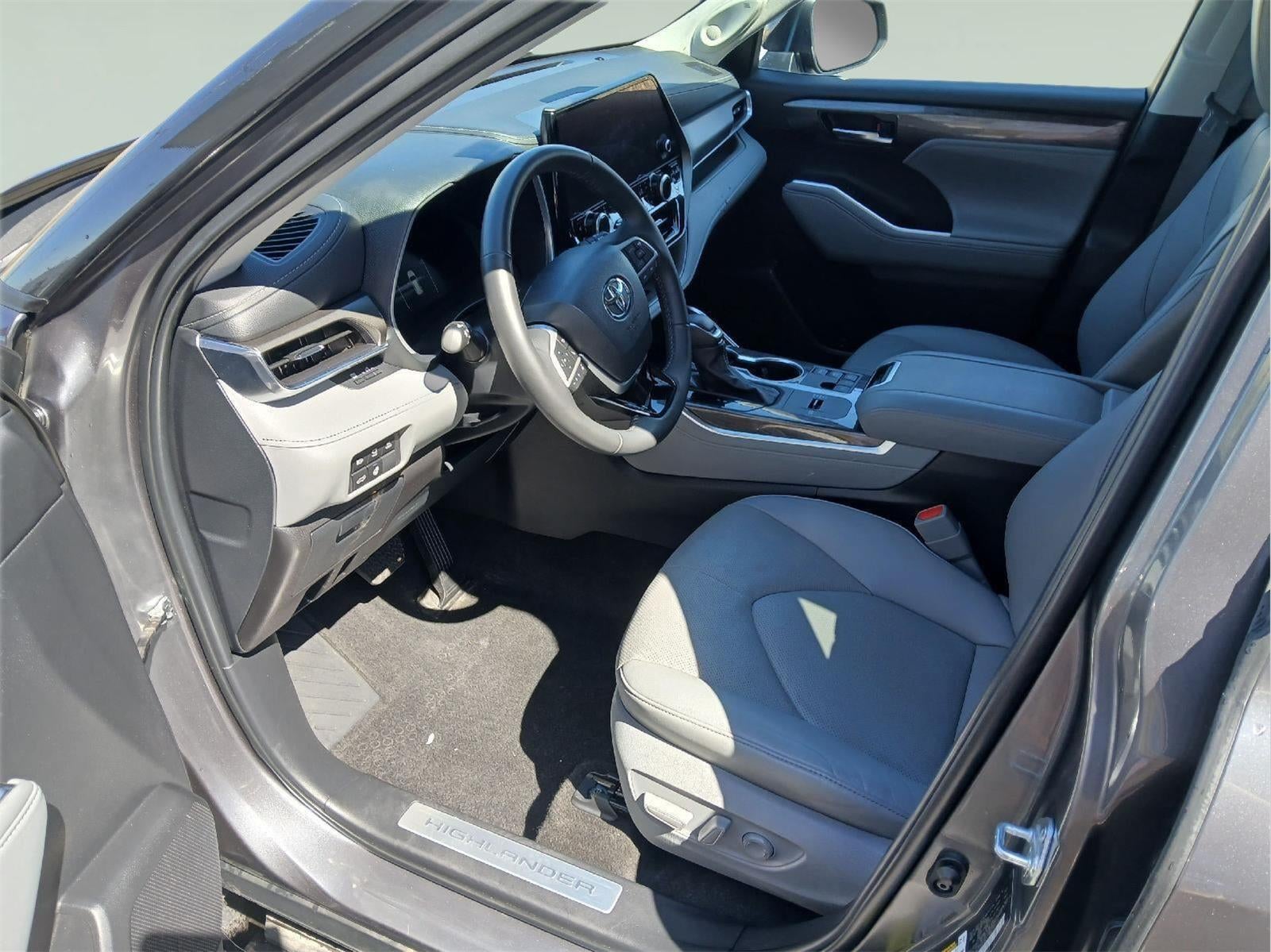 2024 Toyota HIGHLANDER HEV Limited