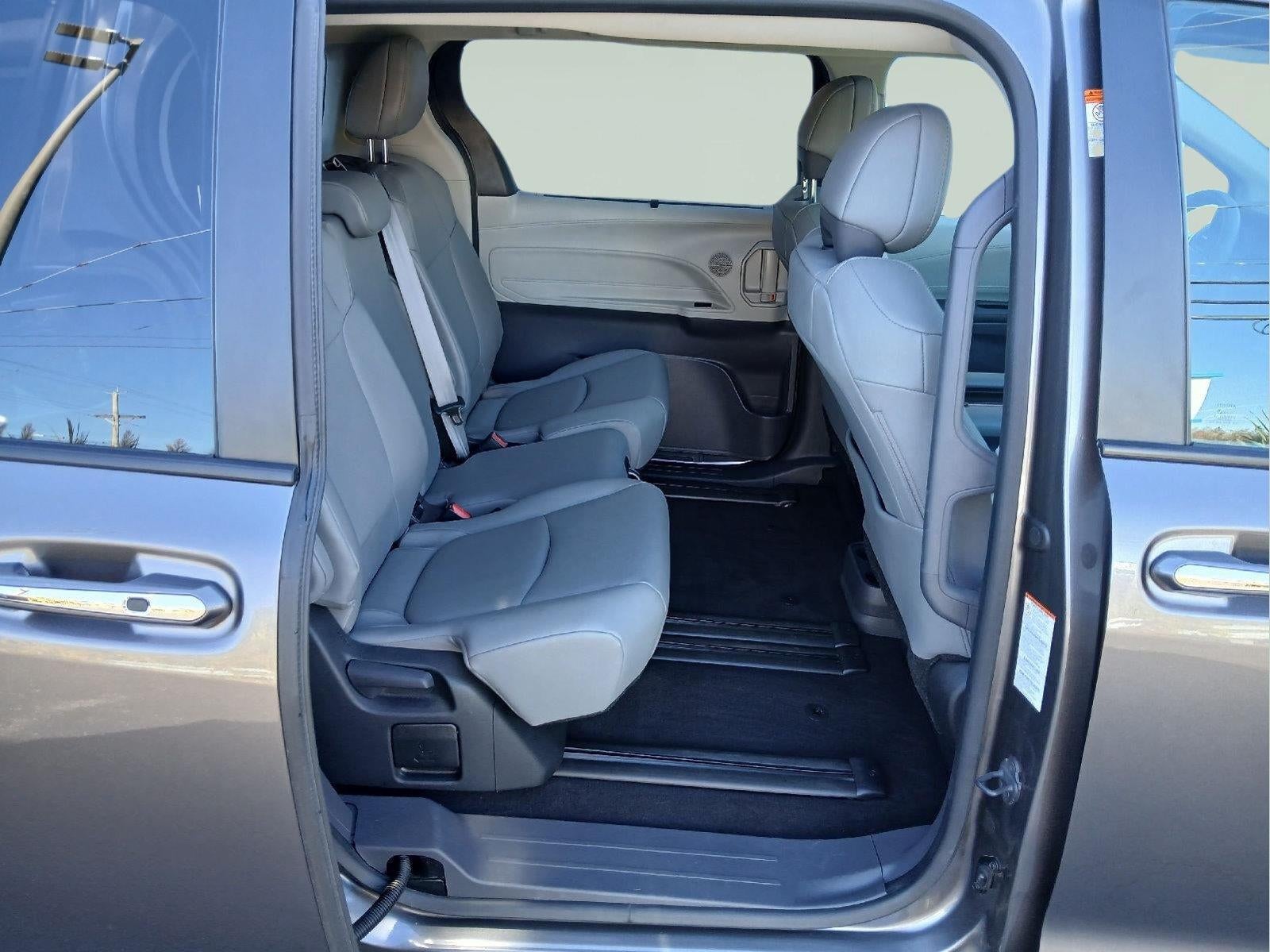 2023 Toyota Sienna XLE 8-Passenger