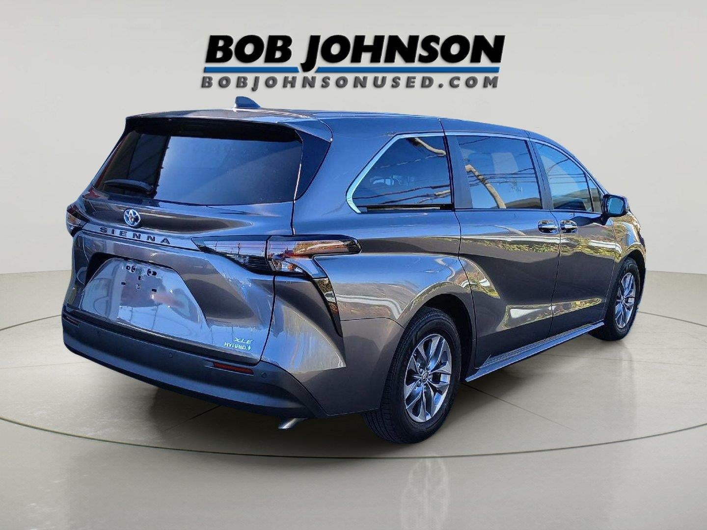 2023 Toyota Sienna XLE 8-Passenger