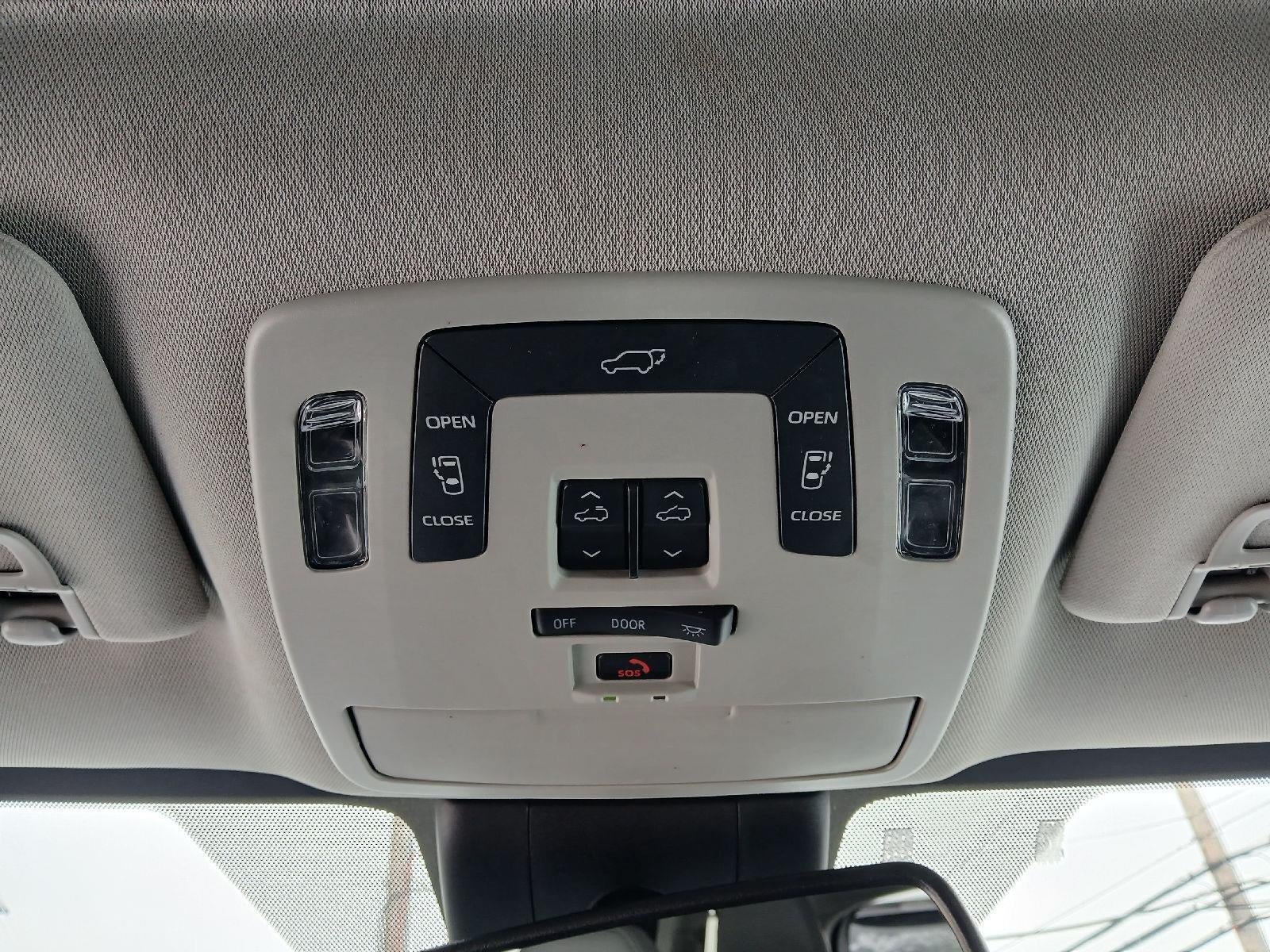 2024 Toyota SIENNA XLE MINIVAN