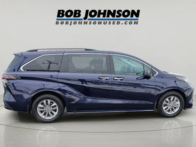 2024 Toyota SIENNA XLE MINIVAN