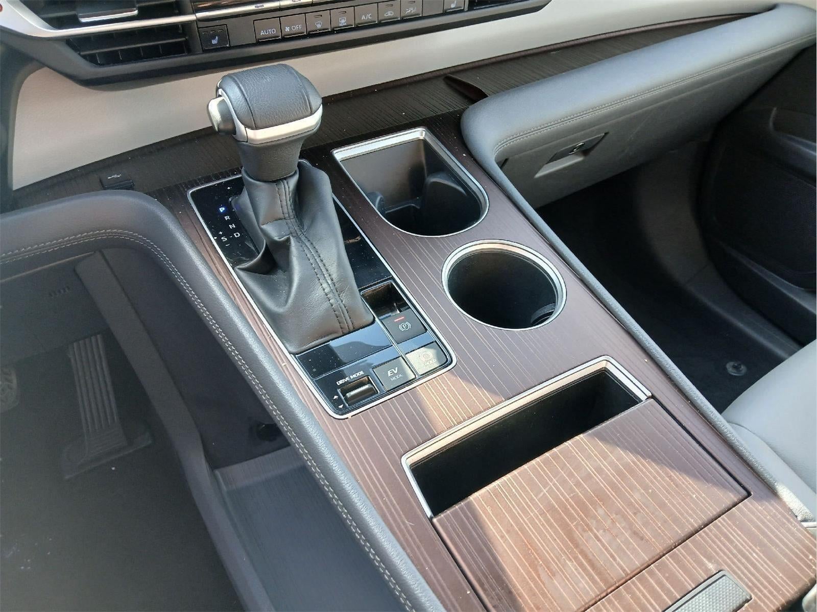 2022 Toyota Sienna XLE 7-Passenger