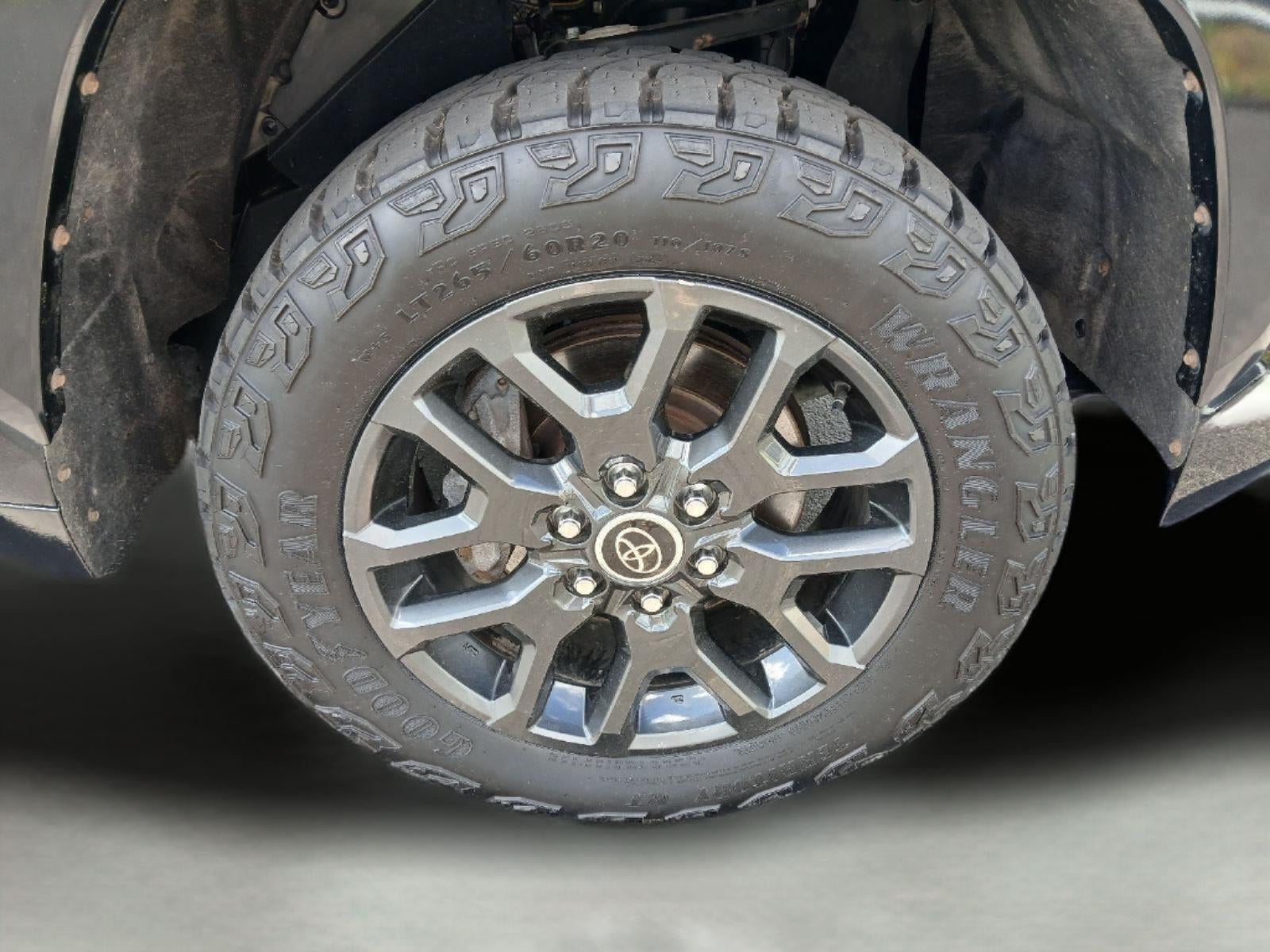 2022 Toyota Tundra Platinum