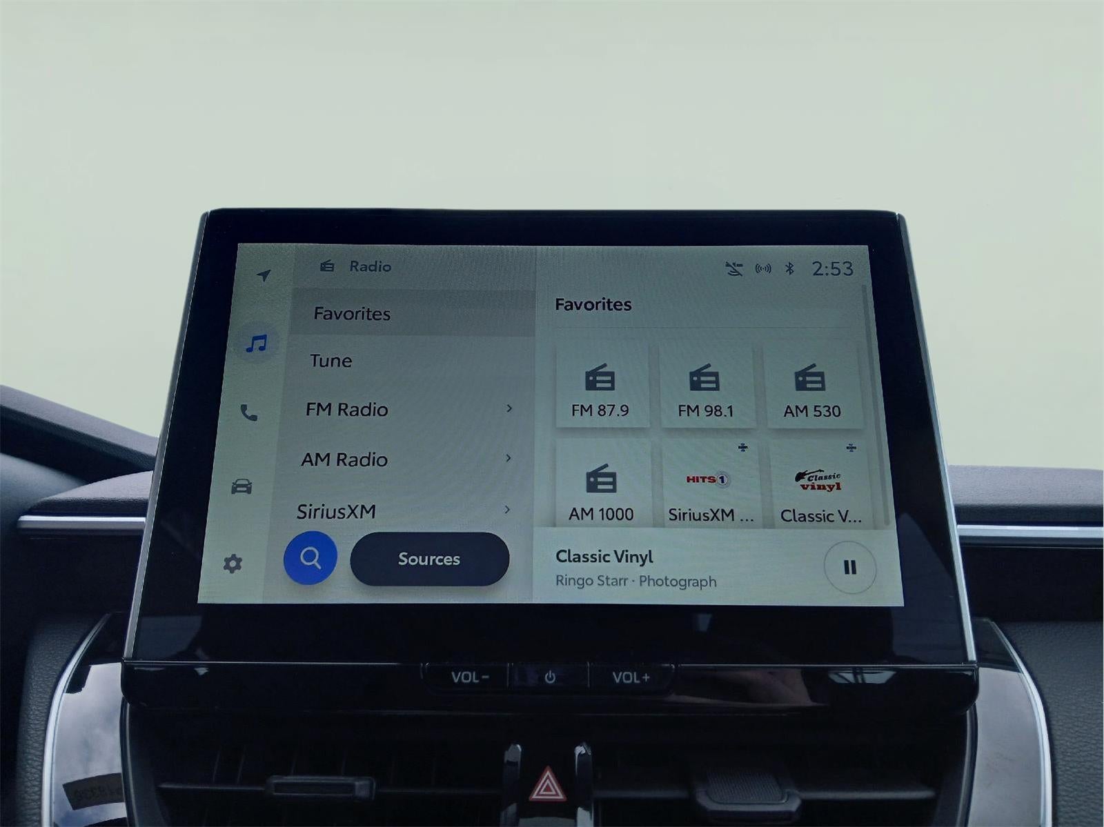 2025 Toyota COROLLA SE