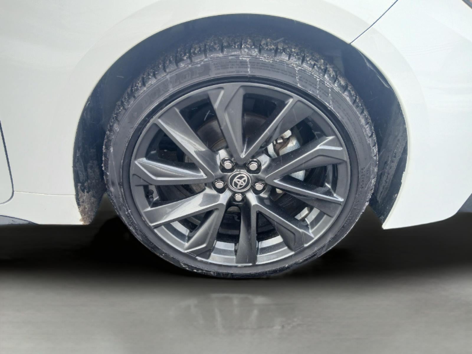 2024 Toyota COROLLA SE