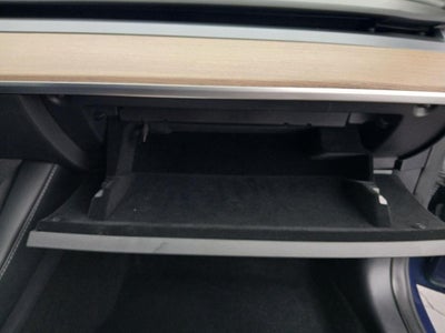 2022 Tesla Model 3 SEDAN