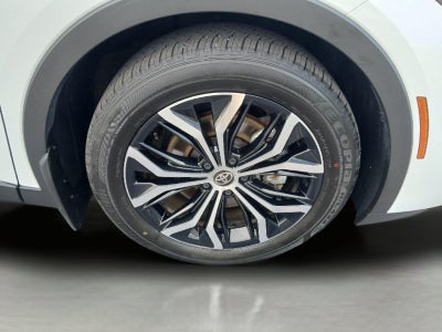 2025 Toyota Toyota Crown XLE