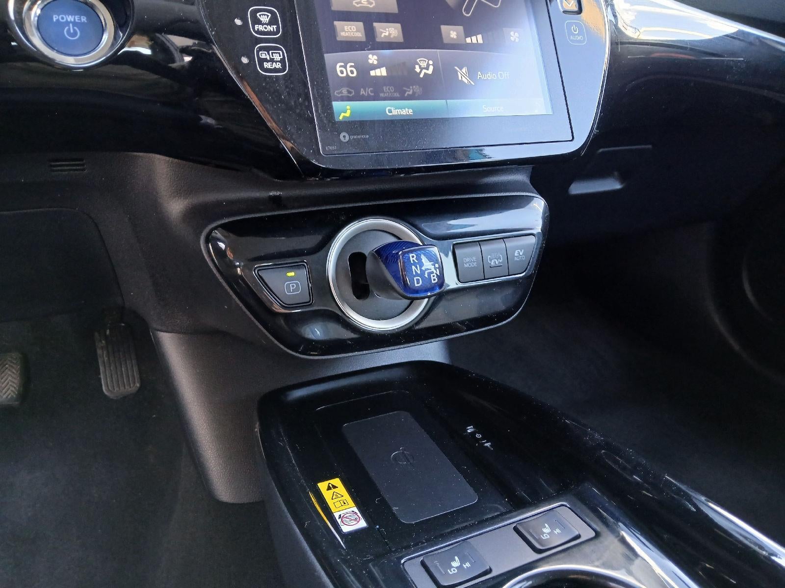 2022 Toyota Prius Prime XLE