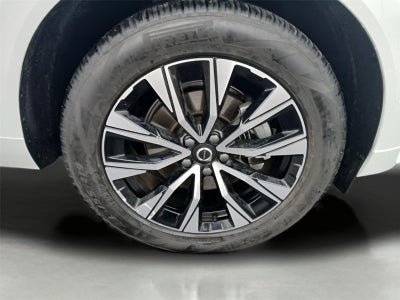 2025 Volvo XC60 Plus