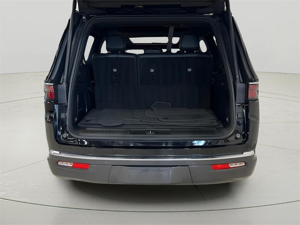 2022 Jeep Wagoneer Series I CarBravo