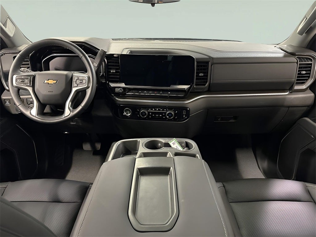 2024 Chevrolet Silverado 1500 LT CarBravo