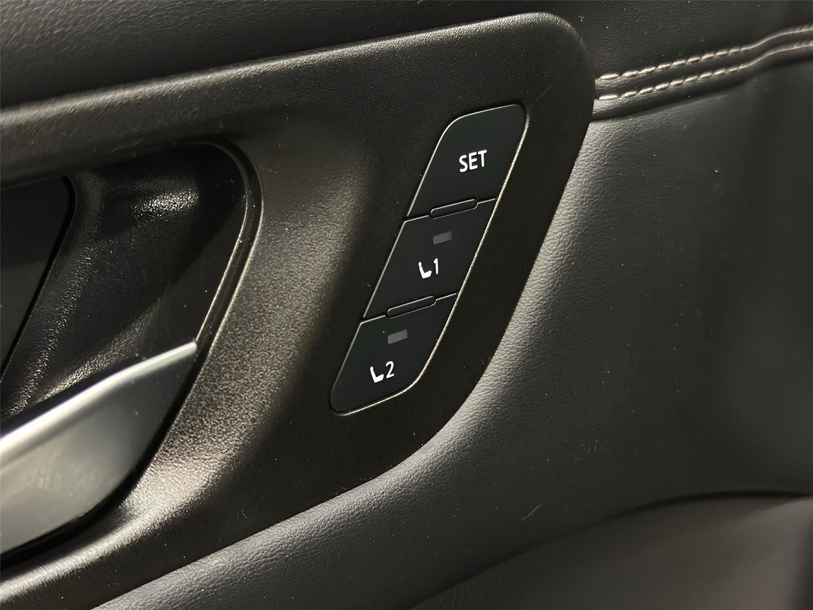 2024 Nissan Pathfinder Platinum 4WD