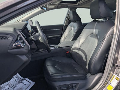2021 Toyota Camry Hybrid XLE