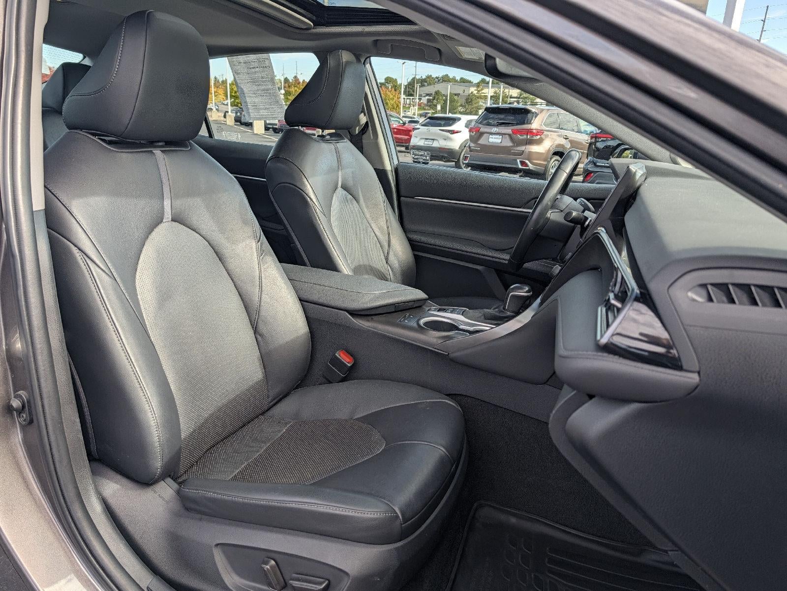 2021 Toyota Camry Hybrid XLE