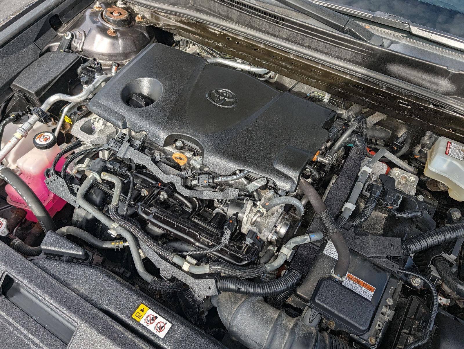 2021 Toyota Camry Hybrid XLE