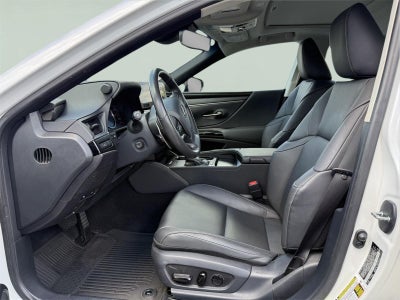 2024 Lexus ES 300h 