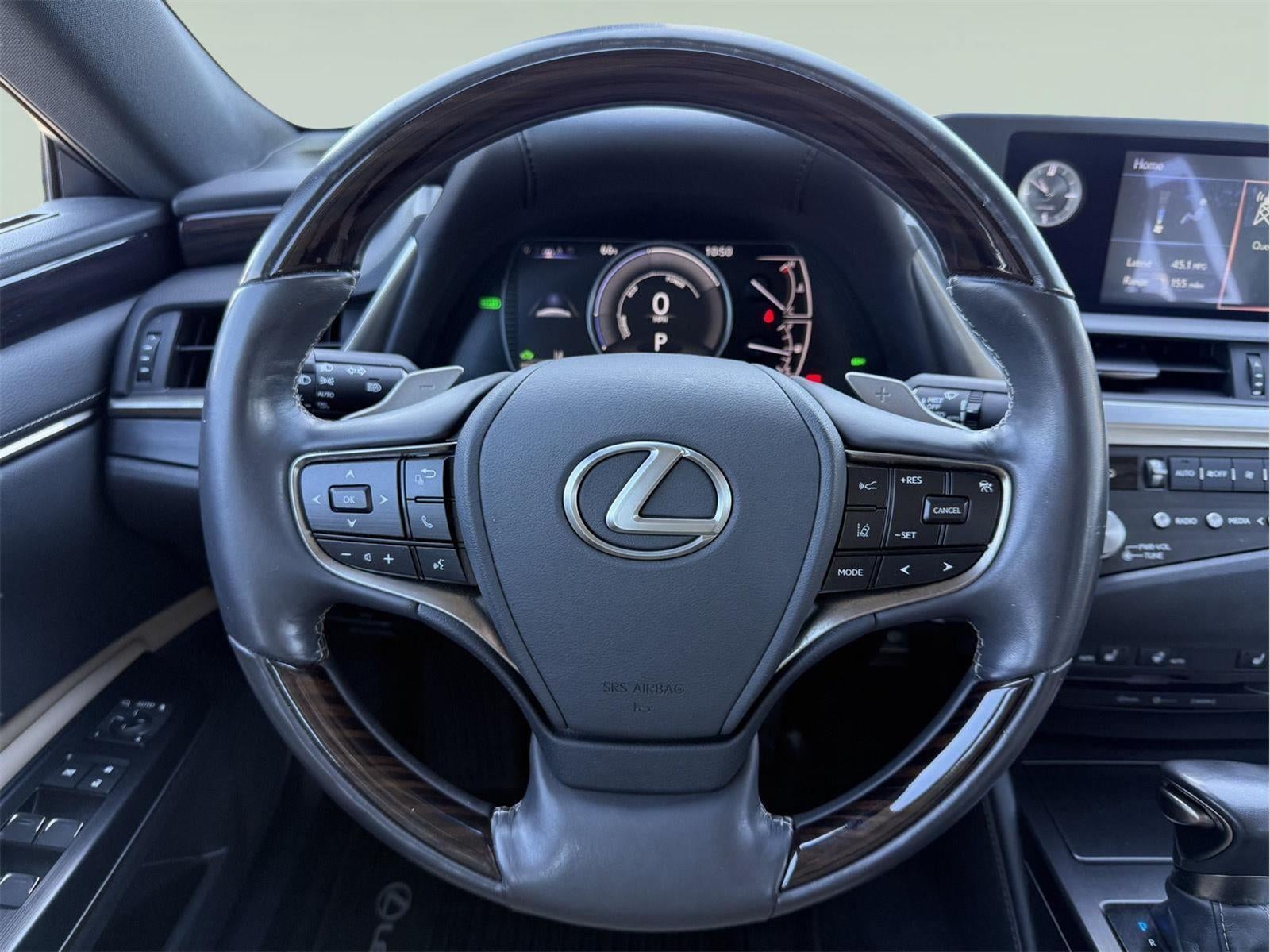 2021 Lexus ES 300h 