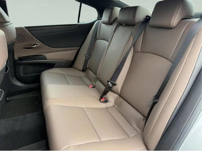 2025 Lexus ES 350 Base