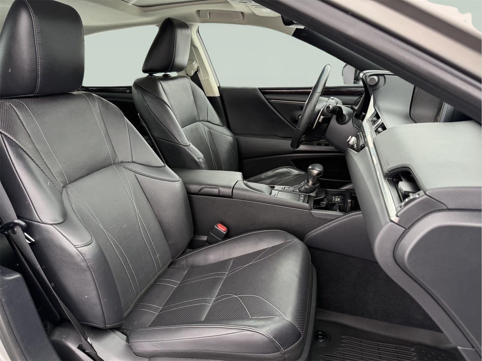 2021 Lexus ES LUXURY