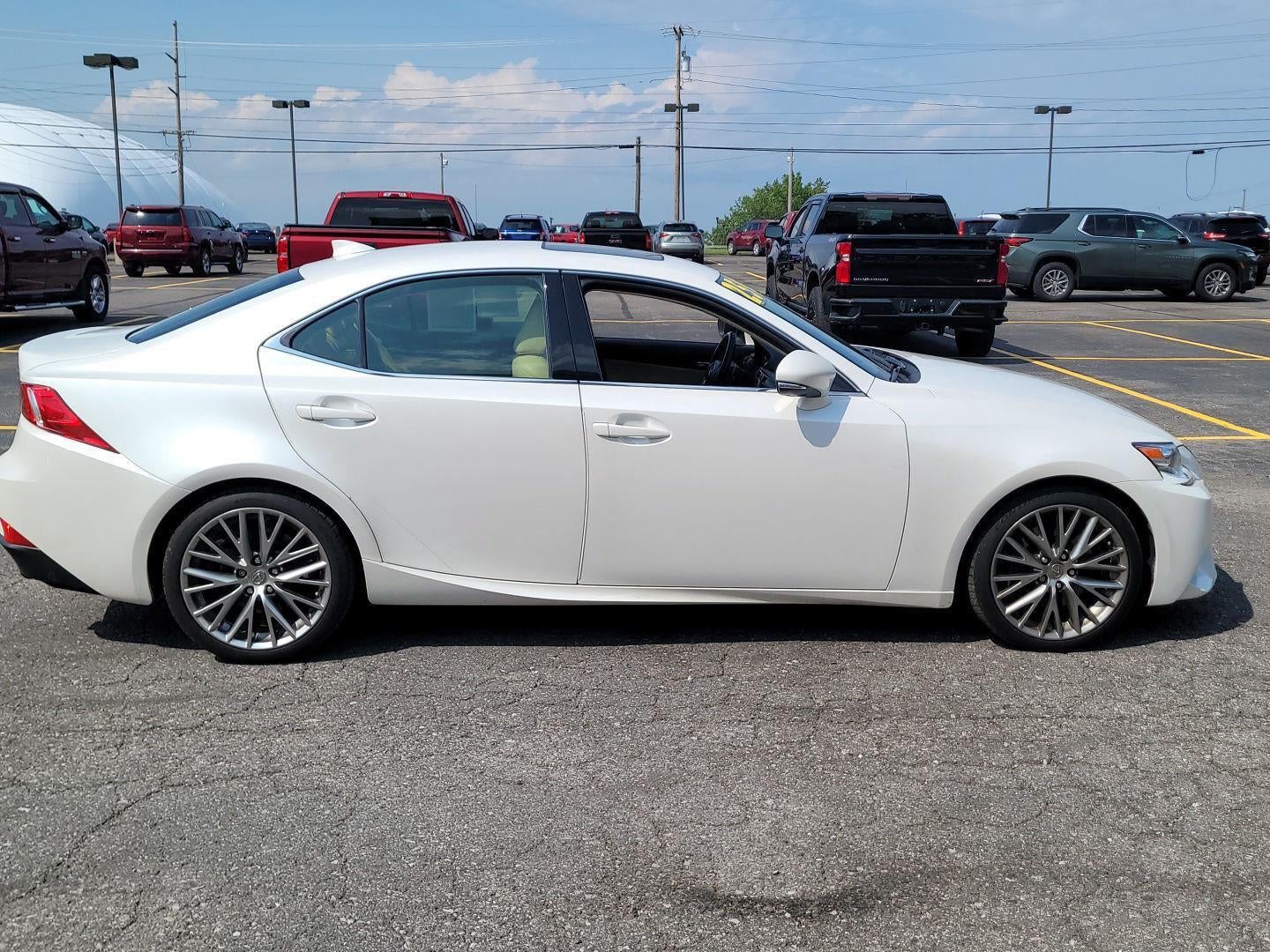 2016 Lexus Is 300 SEDAN