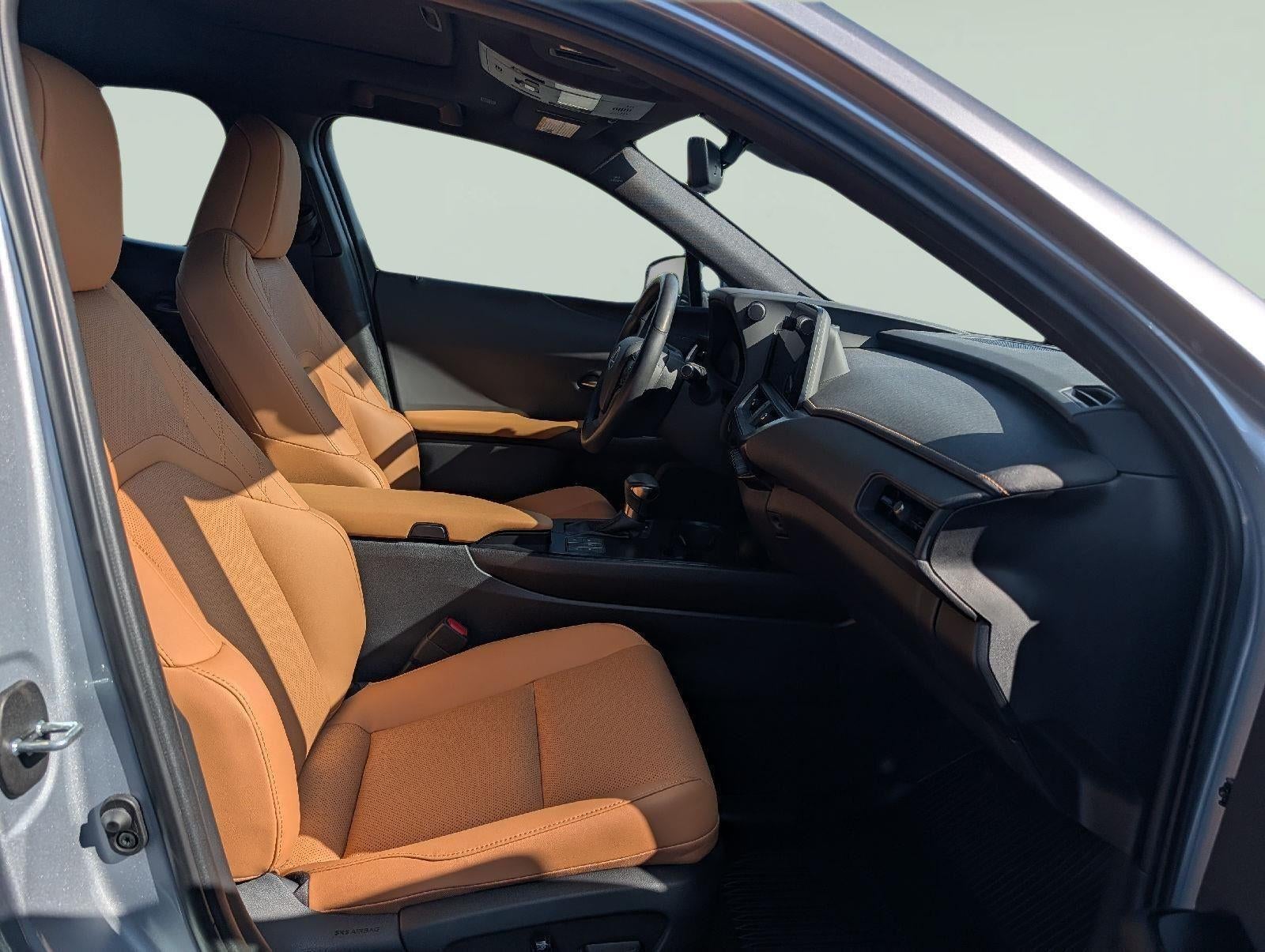 2023 Lexus UX 250h PREMIUM AWD