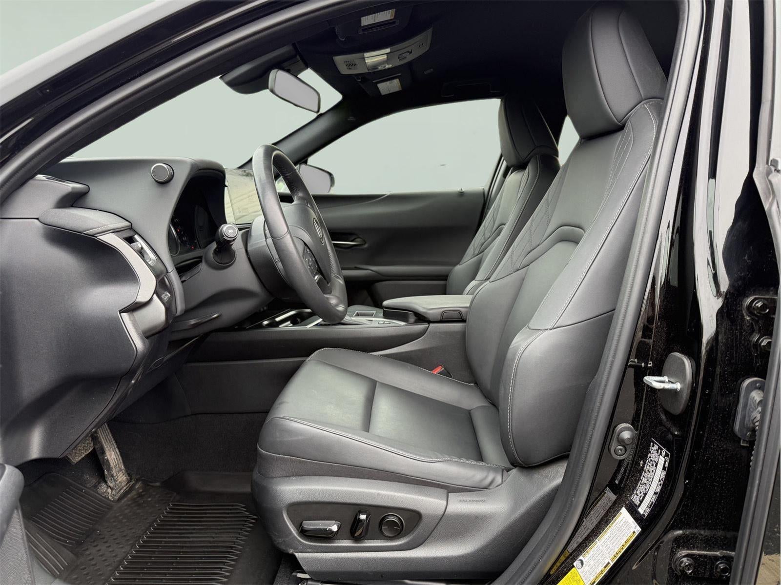 2023 Lexus UX AWD