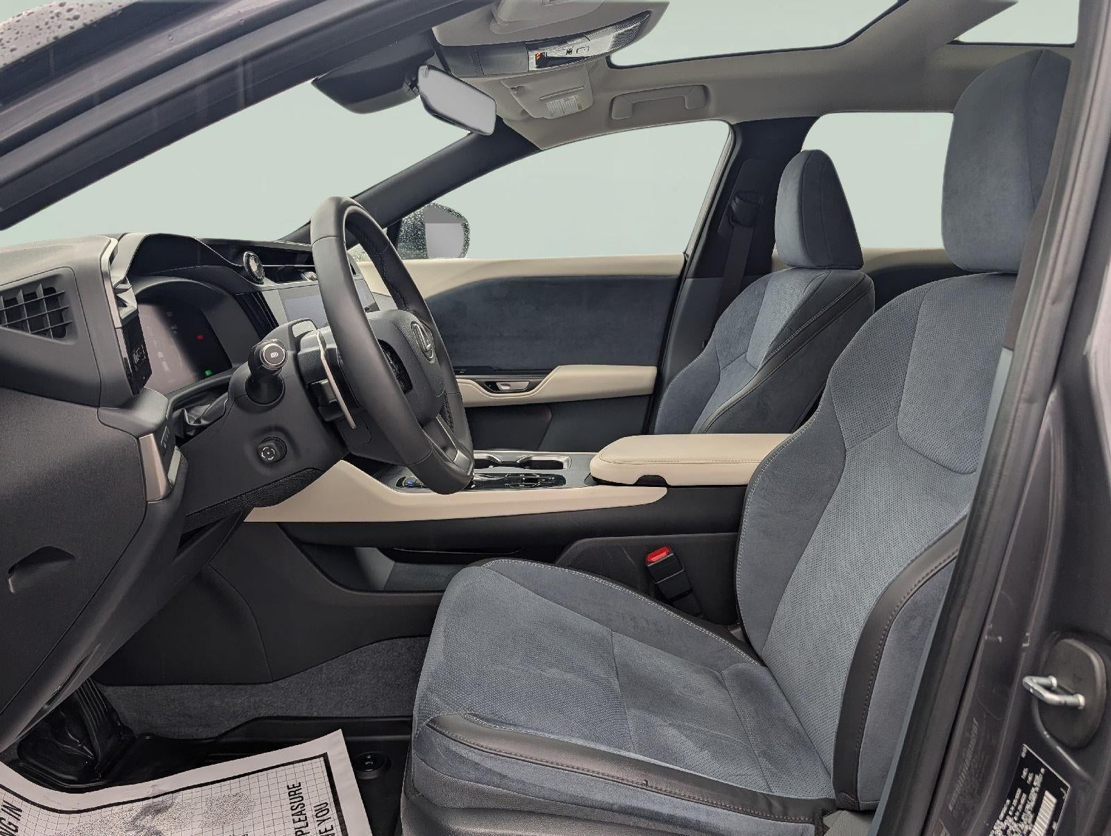 2023 Lexus RZ 450e AWD LUXURY