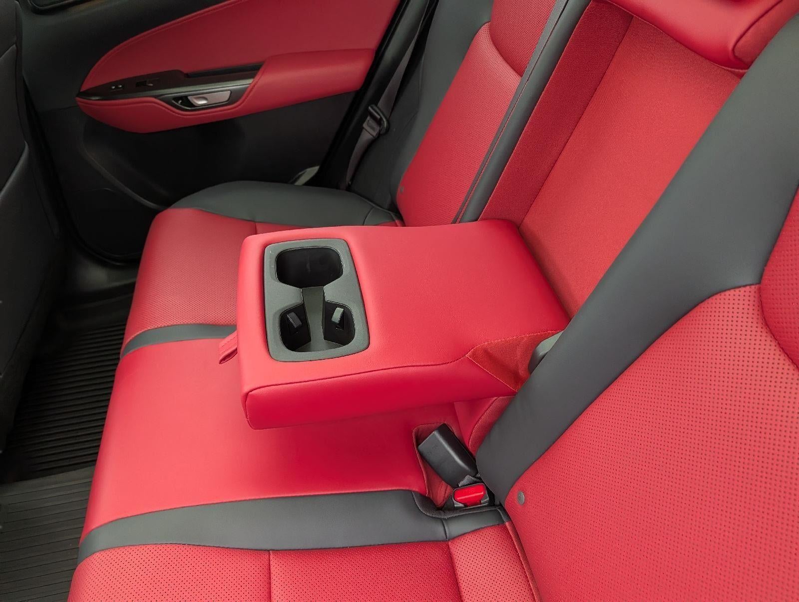 2025 Lexus NX 450h+ NX 450h+ F SPORT Handling