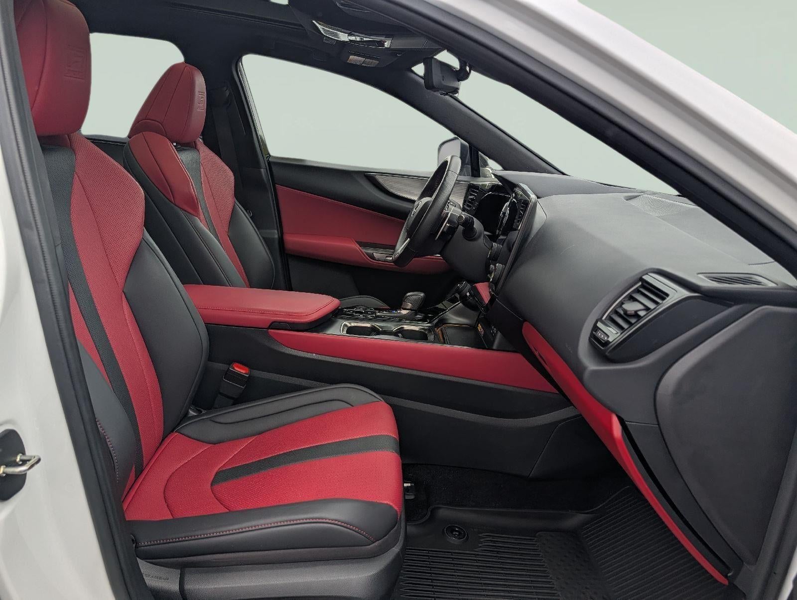 2025 Lexus NX 450h+ NX 450h+ F SPORT Handling