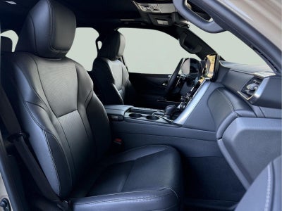 2025 Lexus LX 700h OVERTRAIL