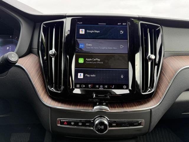 2022 Volvo XC60 Inscription