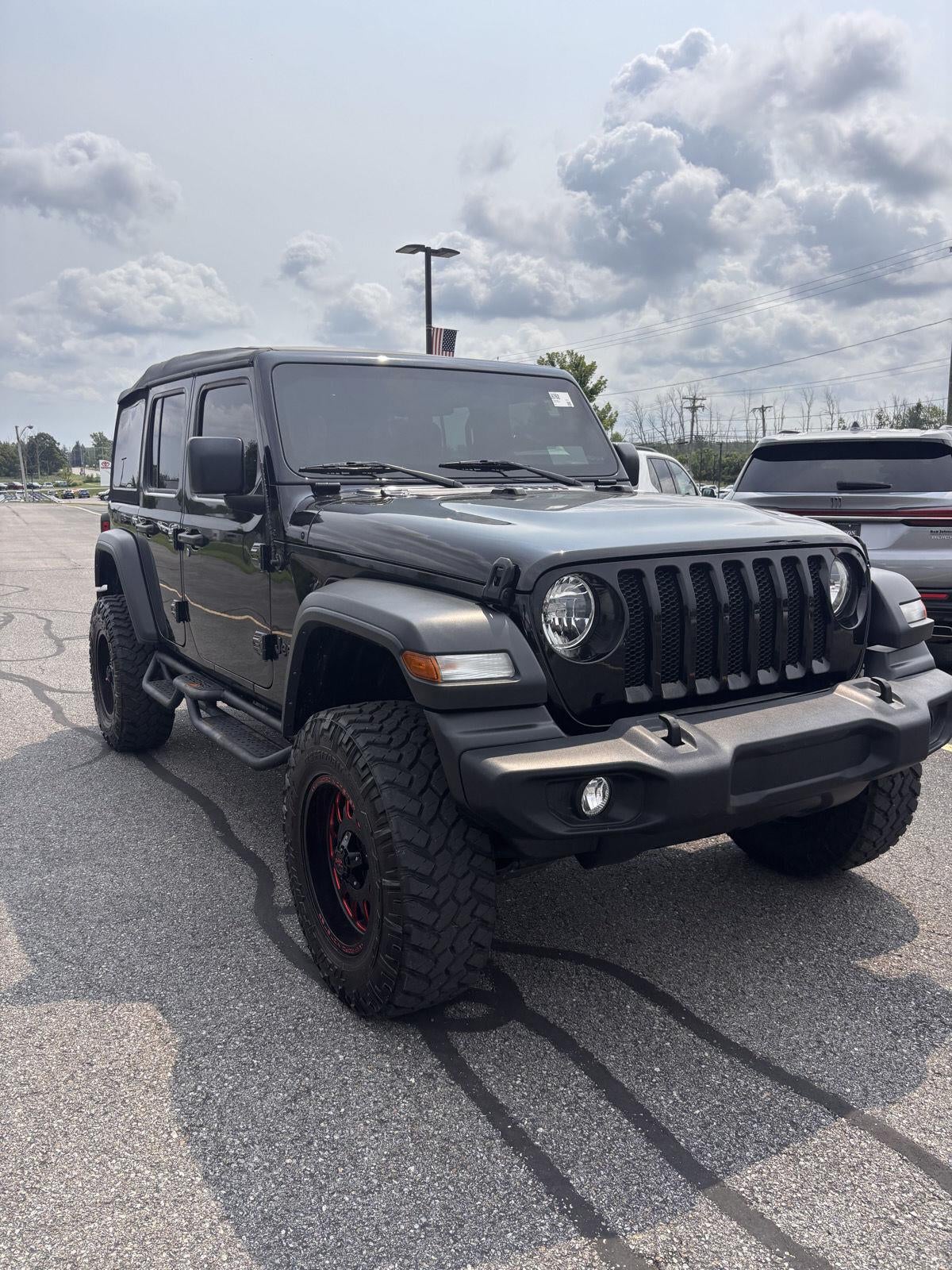 2023 Jeep Wrangler 4-Door Sport 4x4